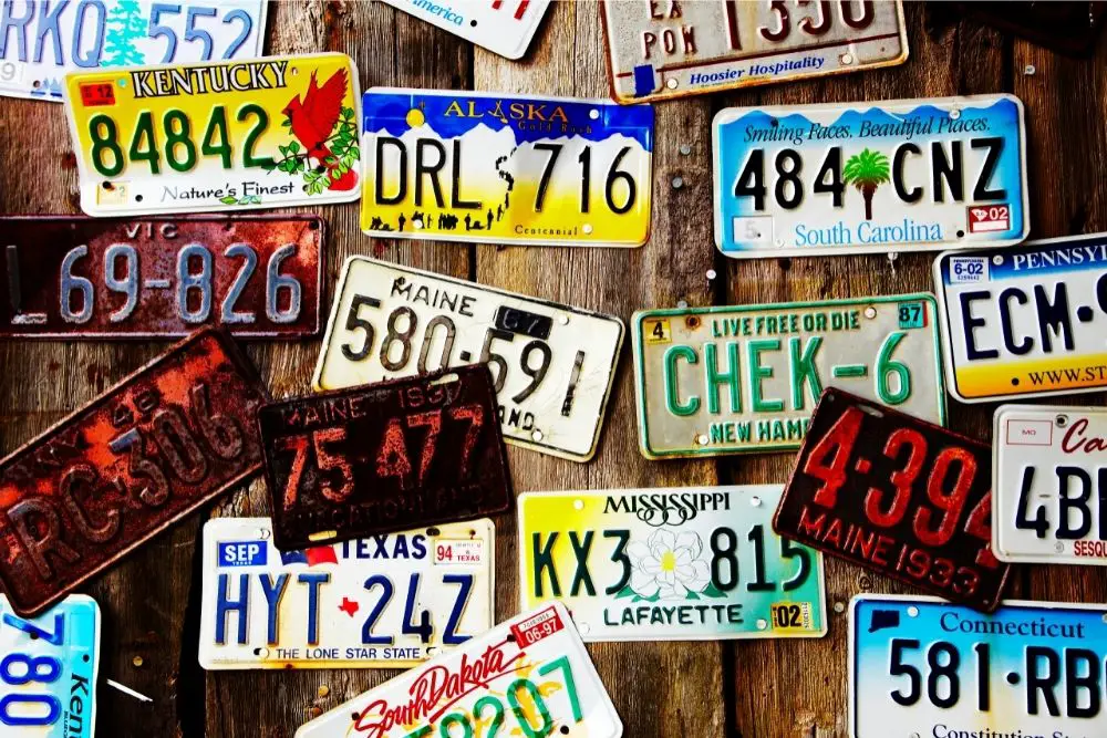 ¿Puede un civil tener matrícula?